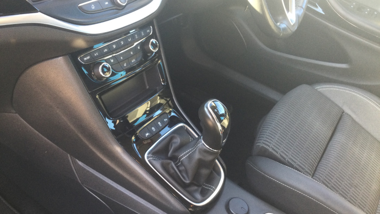 Vauxhall Astra 1.2 Turbo 145 Griffin Edition 5dr Petrol Hatchback